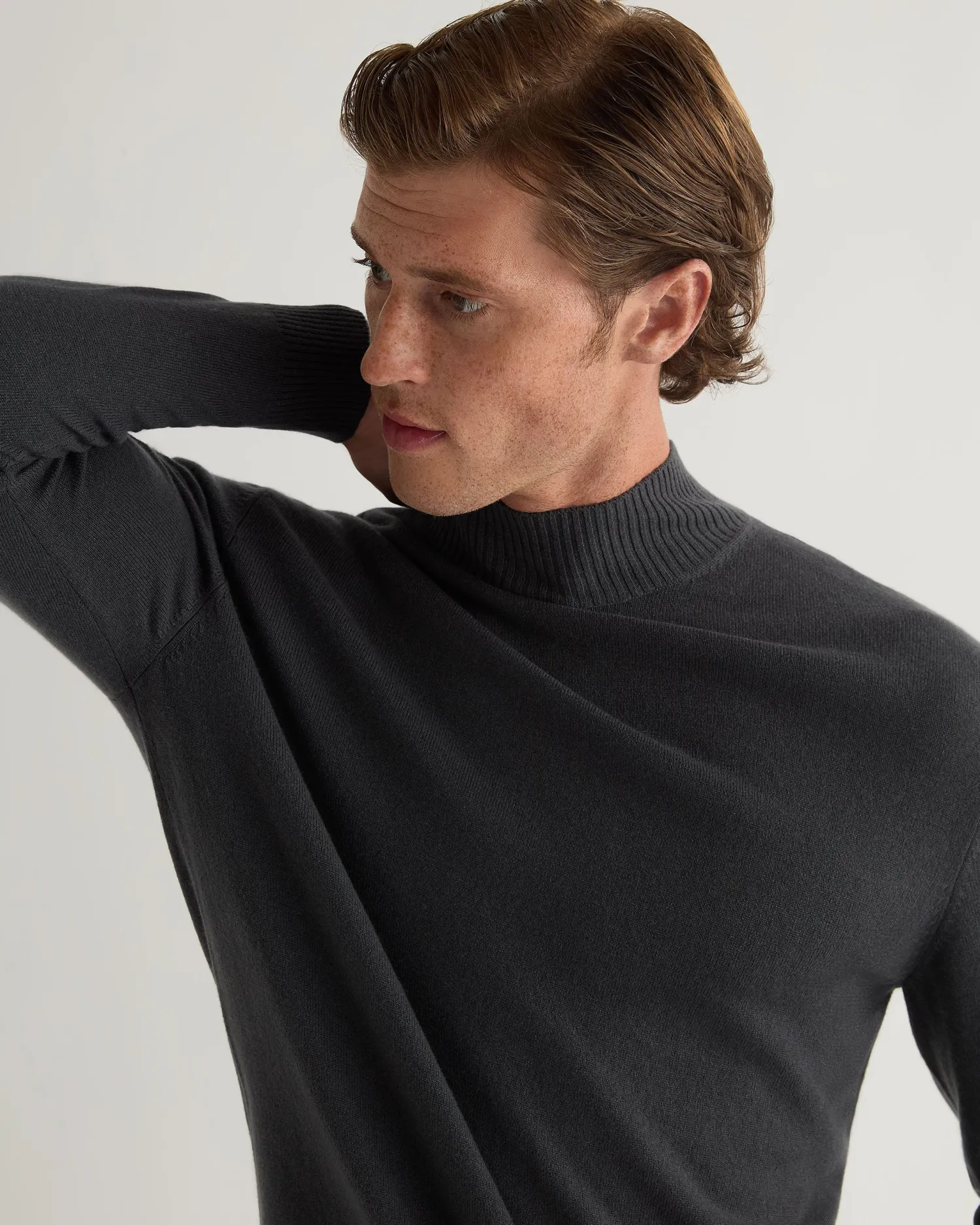 N.Peal Dark Grey | Classic Cashmere*Men's Mayfair Turtle Neck Cashmere Sweater