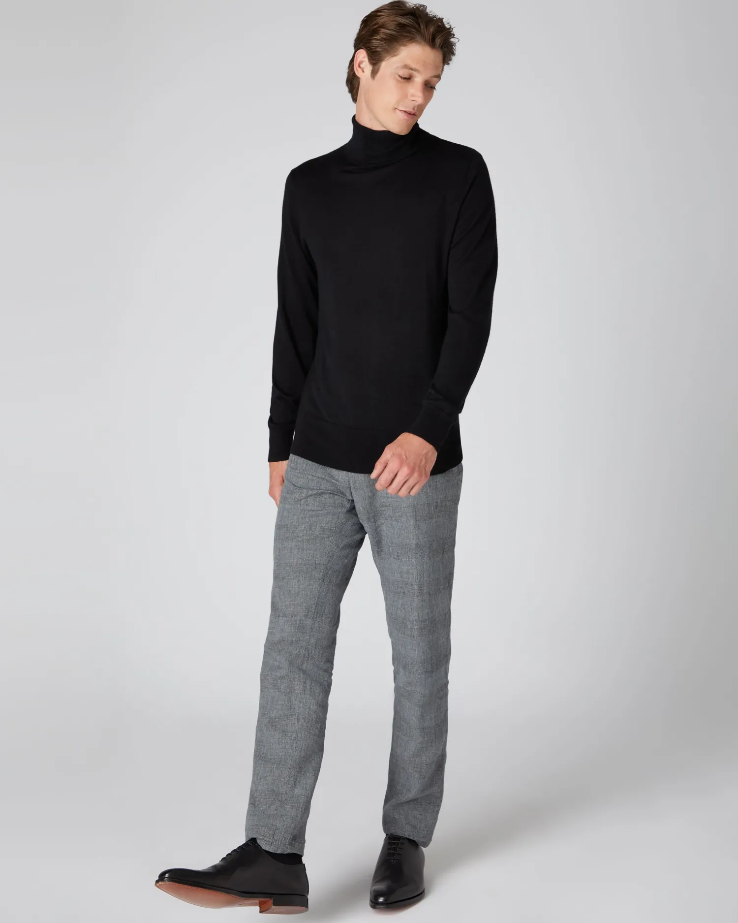 Women N.Peal Black | Black*Men's Pimlico Fine Gauge Cashmere Turtle Neck Sweater