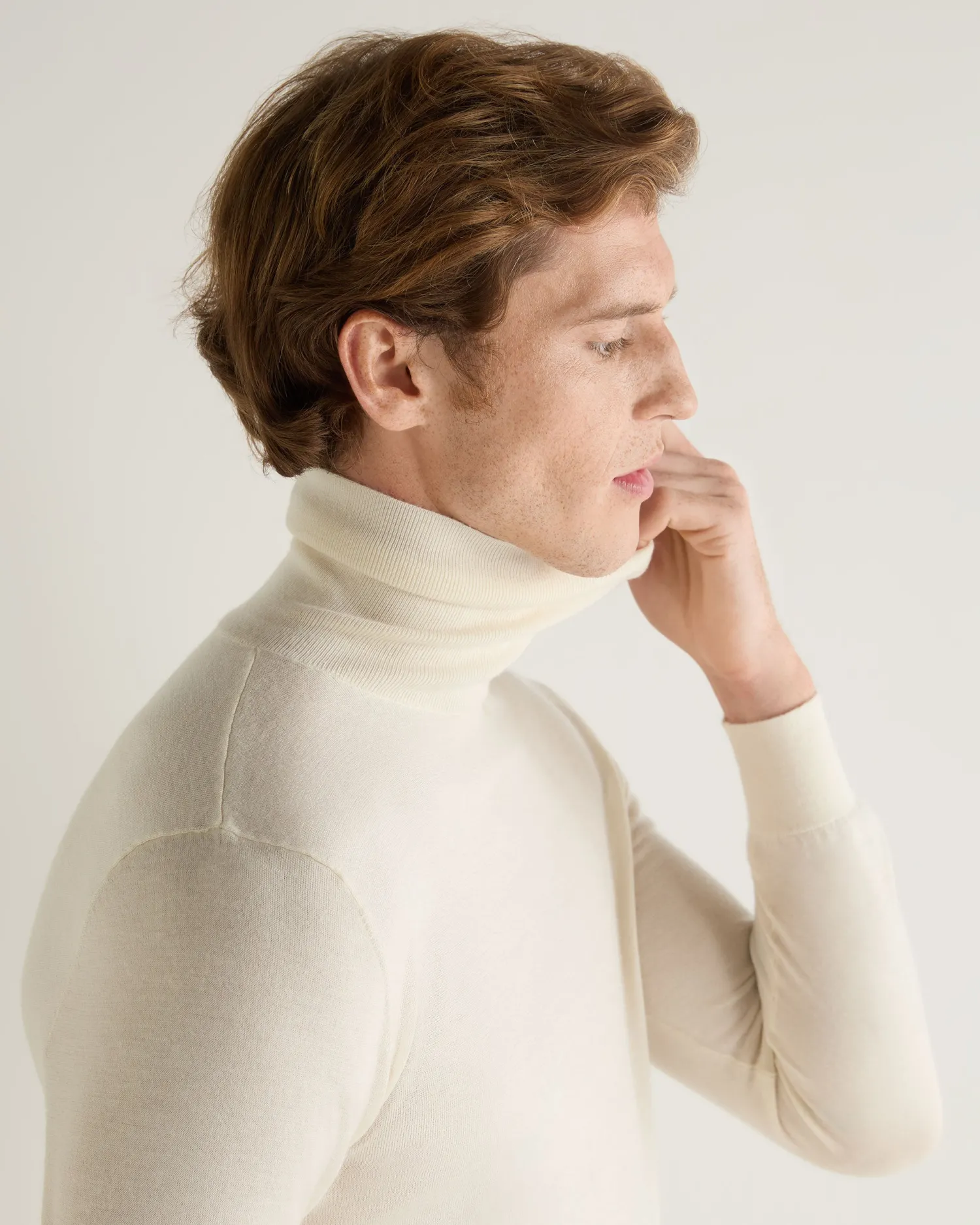 Women N.Peal White | White*Men's Pimlico Fine Gauge Cashmere Turtle Neck Sweater