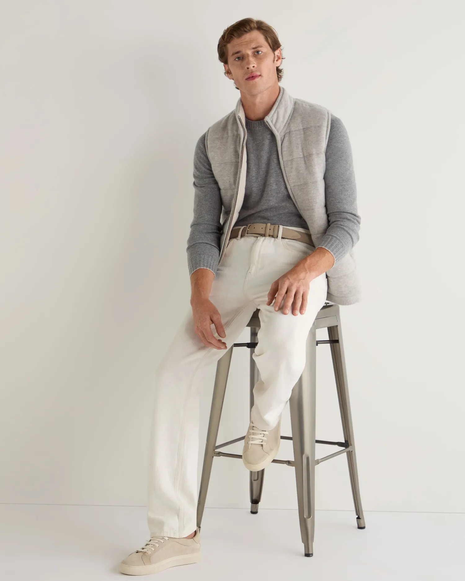 N.Peal Dark Grey | Classic Cashmere*Men's Shoreditch Round Neck Cashmere Sweater