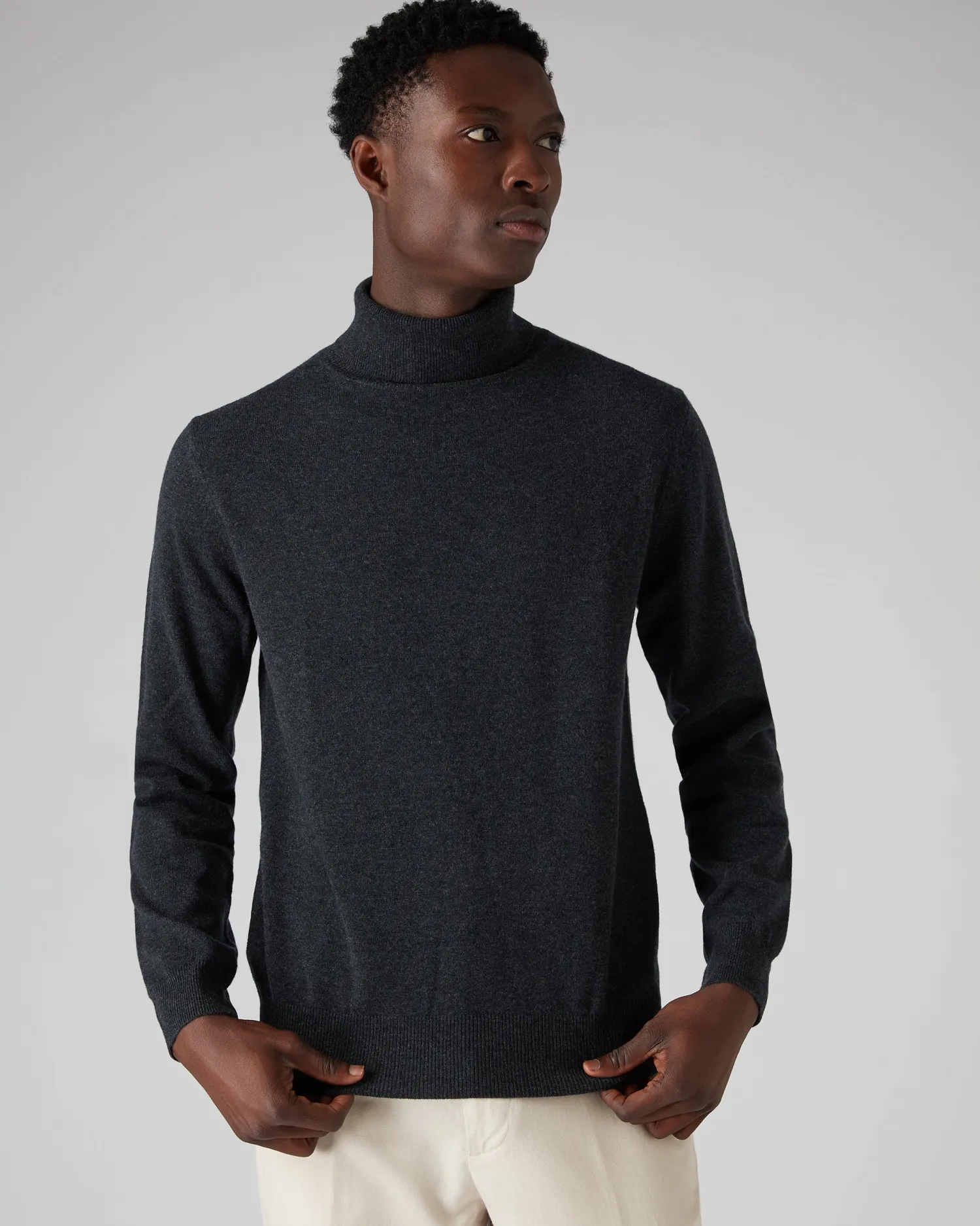 N.Peal Dark Grey | Classic Cashmere*Men's Trafalgar Turtle Neck Cashmere Sweater
