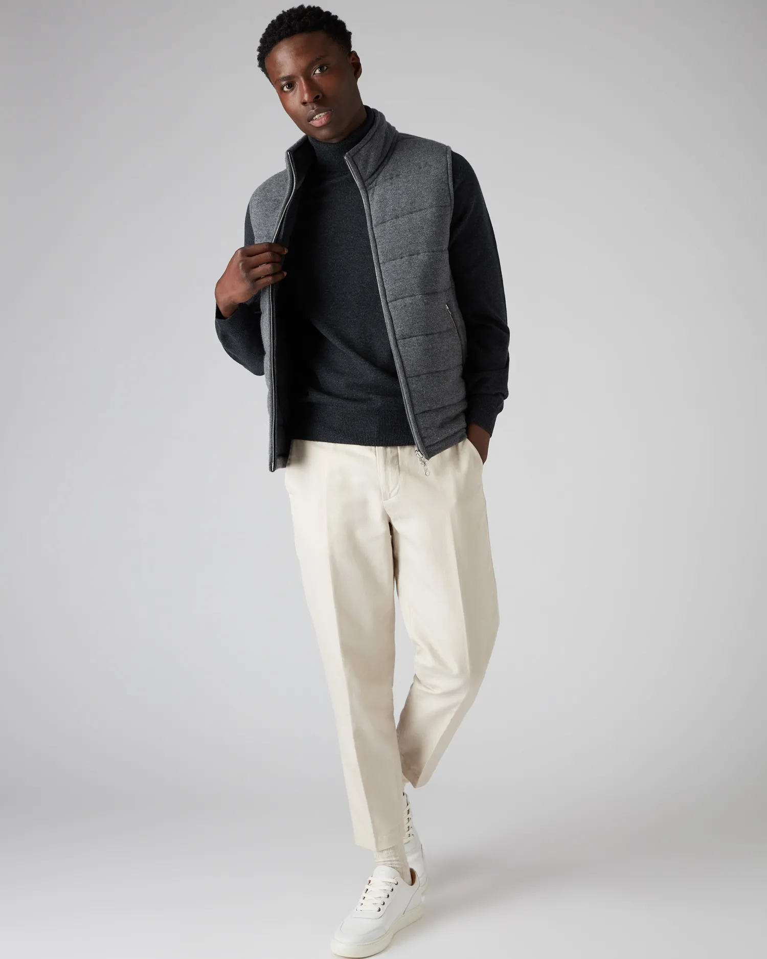 N.Peal Dark Grey | Classic Cashmere*Men's Trafalgar Turtle Neck Cashmere Sweater