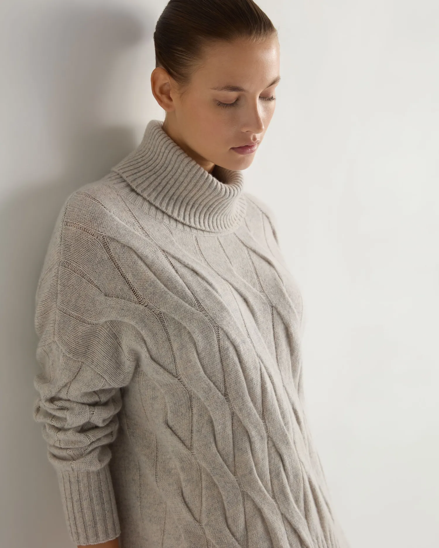 Women N.Peal Natural | Brown*Women's Emmie Relaxed Cable Turtle Neck Cashmere Sweater