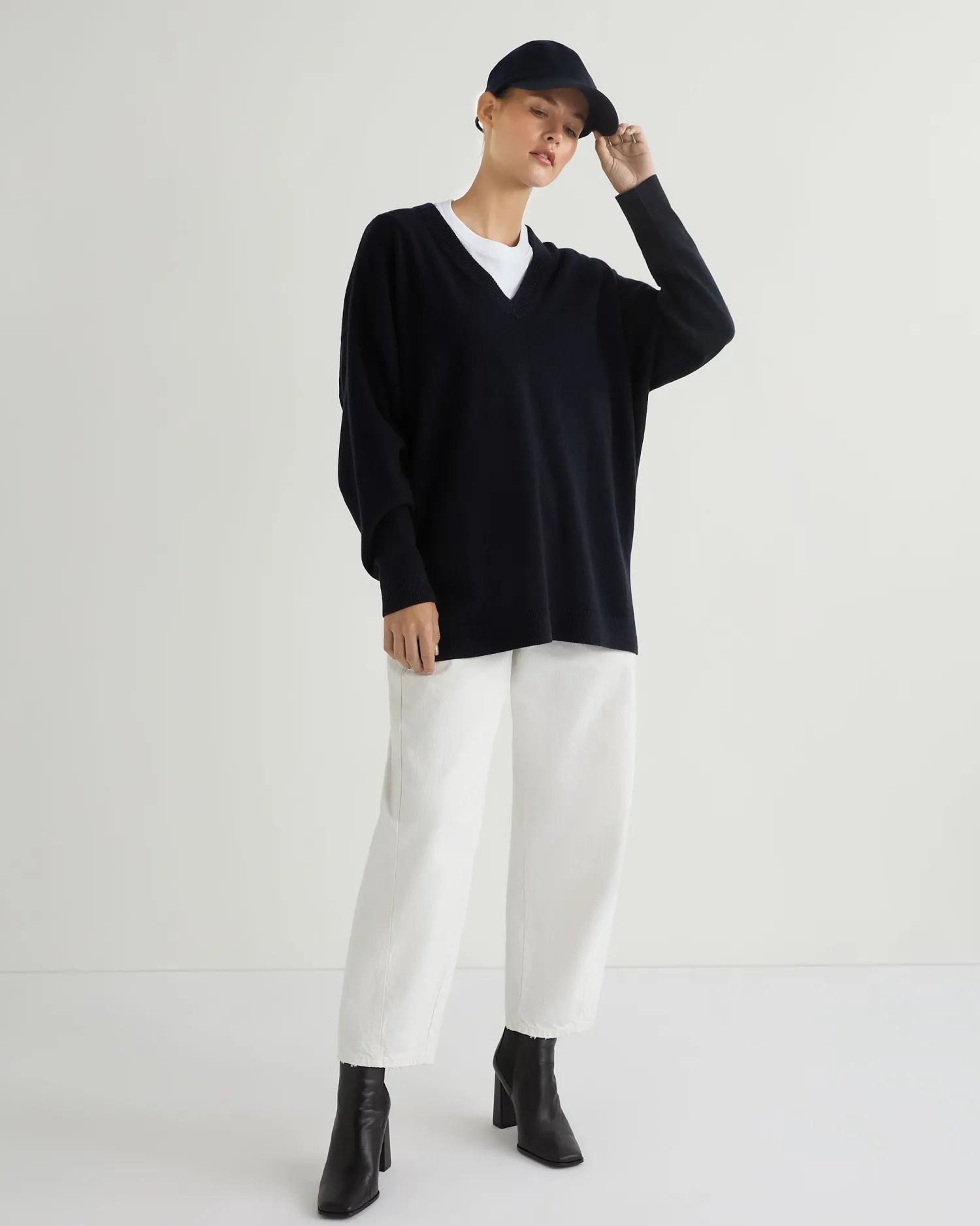 Women N.Peal Navy | Blue*Women's Longline V Neck Cashmere Sweater