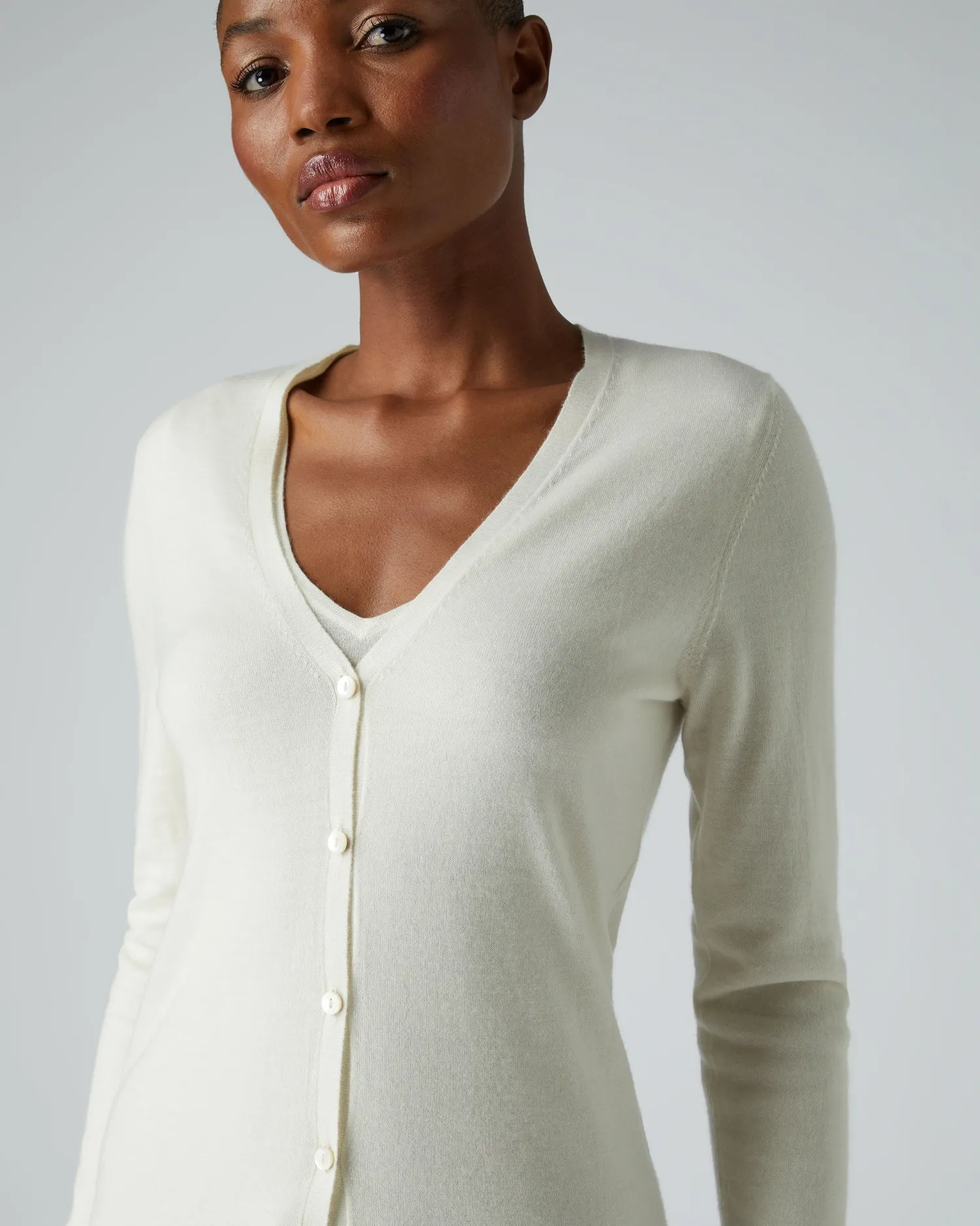 Women N.Peal White | Natural*Women's Mia Superfine Cashmere V Neck Cardigan