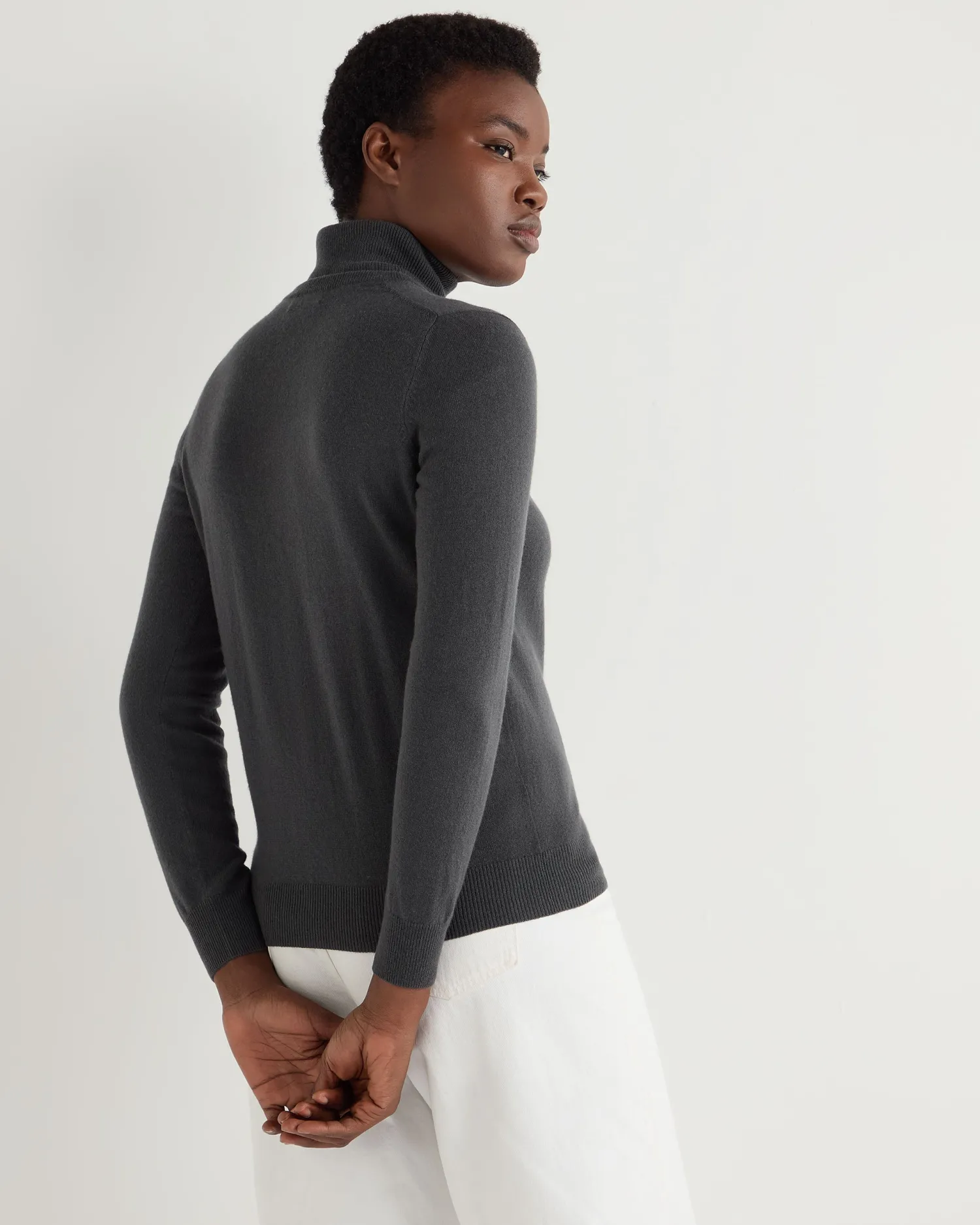 Women N.Peal Dark Grey | Classic Cashmere*Women's Olivia Round Neck Cashmere Cardigan